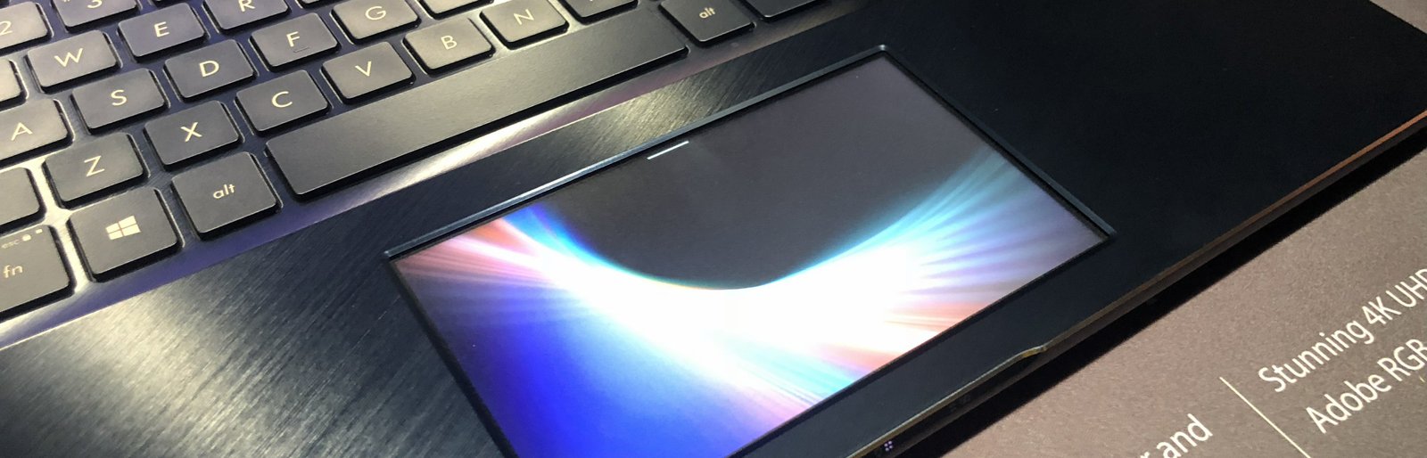 ASUS remplace le touchpad par un écran sur son Zenbook Pro